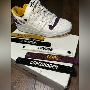 Women adidas casual snickers